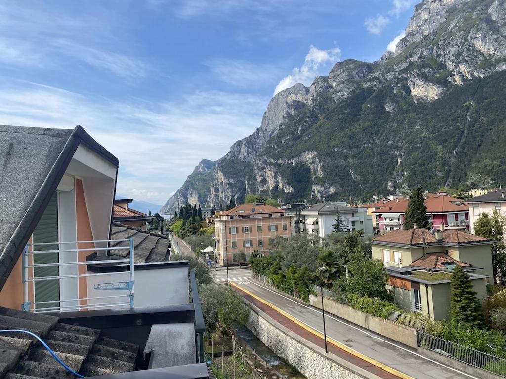 Casa Filippo Riva Large Lake & Mountain Apartment *