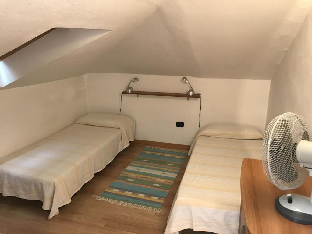 Casa Filippo Large 3 Apartment, Close To The Beach, Free Wifi Internet