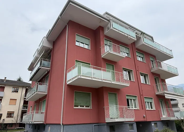 Casa Filippo Large 3 Room Apartment, Close To The Beach, Free Wifi Internet